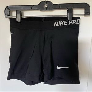 BNWOT Nike pro black shorts - size small